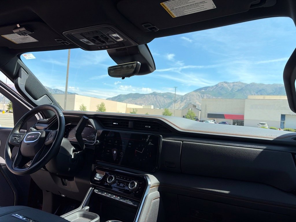 Used 2024 GMC Sierra 2500 AT4 w/ AT4 Premium Plus Package AWD/4WD image 29