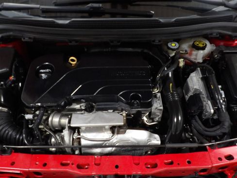 Used 2018 Chevrolet Cruze LS image 16