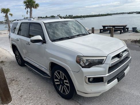 Used 2016 Toyota 4Runner Limited image 29