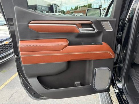 Certified 2024 GMC Sierra 1500 Denali Ultimate AWD/4WD image 13