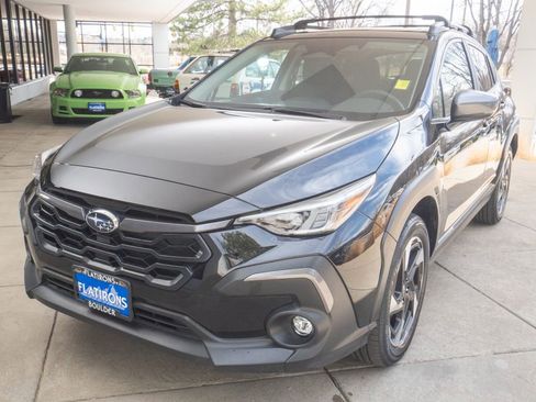 Certified 2025 Subaru Crosstrek 2.5i Limited image 3