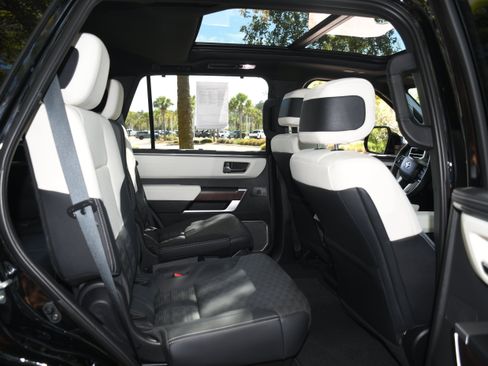 Used 2024 Toyota Sequoia Capstone AWD/4WD image 21