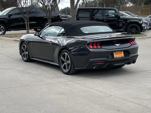 Used 2024 Ford Mustang Premium image 4