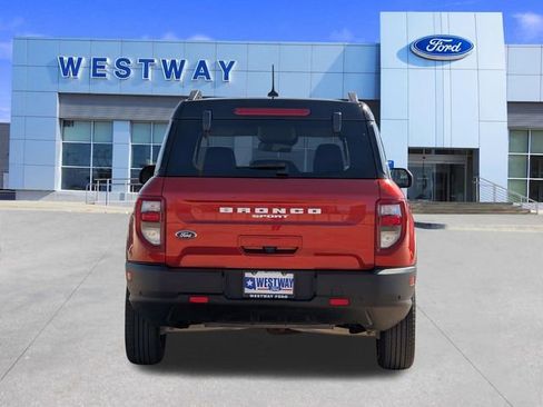 Used 2024 Ford Bronco Sport Outer Banks w/ Tech Package image 4