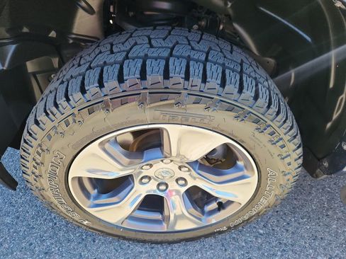 Used 2020 RAM 1500 Laramie image 17