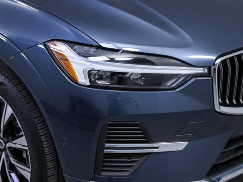 Certified 2023 Volvo XC60 B5 Plus w/ Climate Package image 38