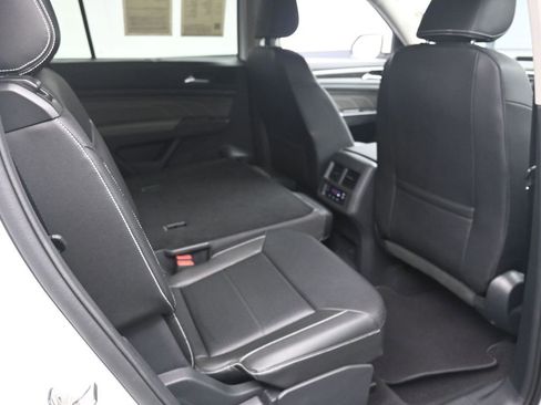 Certified 2023 Volkswagen Atlas SE image 24