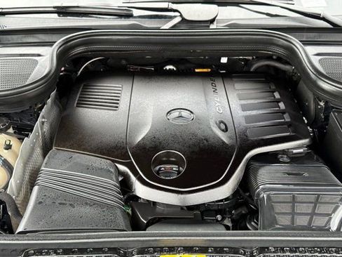 Used 2024 Mercedes-Benz GLE 450 4MATIC image 37