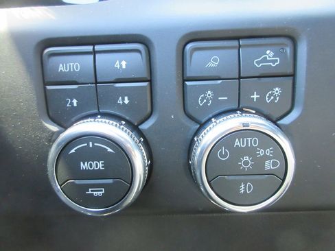 New 2026 GMC Sierra 1500 AT4 image 17