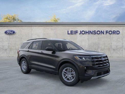 New 2026 Ford Explorer Active w/ Active Comfort Package RWD image 7