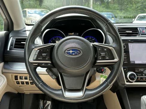 Used 2018 Subaru Outback 2.5i Premium AWD/4WD image 8