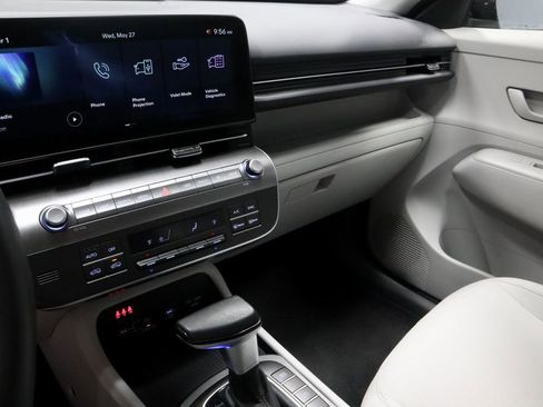 Certified 2025 Hyundai Kona SEL FWD image 29