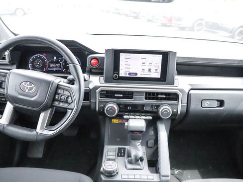Used 2025 Toyota 4Runner TRD Off-Road AWD/4WD image 27