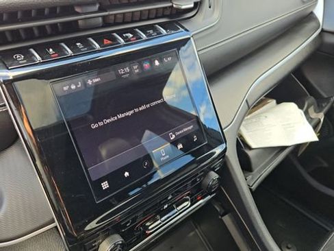 Certified 2024 Jeep Grand Cherokee Altitude image 14