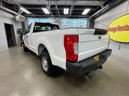 Used 2021 Ford F250 XL w/ Power Equipment Group RWD image 3