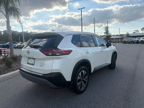 Certified 2023 Nissan Rogue SV image 8