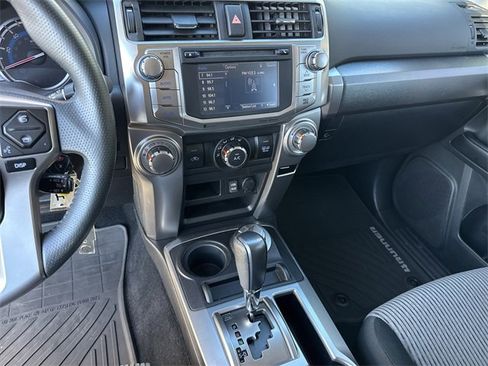 Used 2016 Toyota 4Runner SR5 image 27