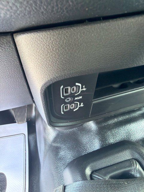 Used 2024 RAM 3500 Tradesman w/ Chrome Appearance Group AWD/4WD image 28