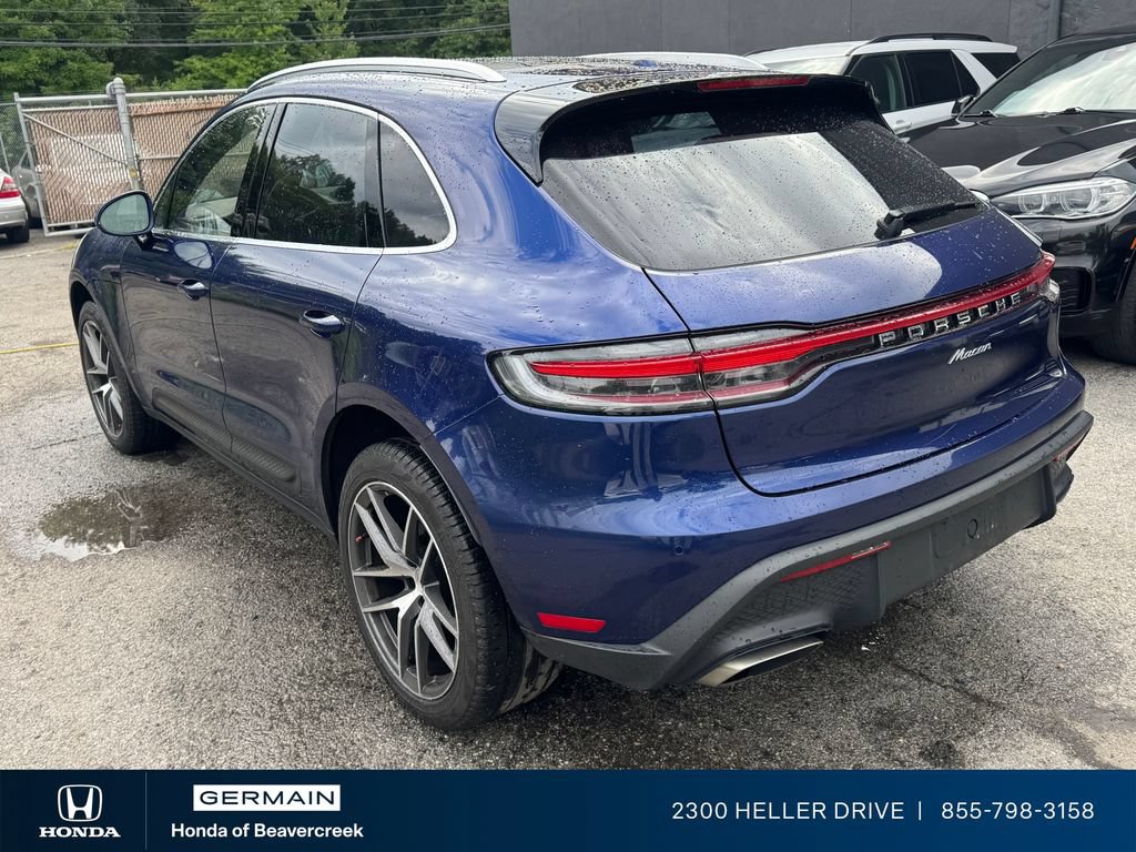 Used 2022 Porsche Macan AWD/4WD image 4