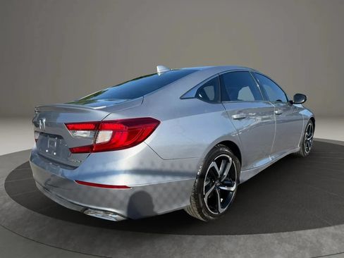 Used 2019 Honda Accord Sport image 5