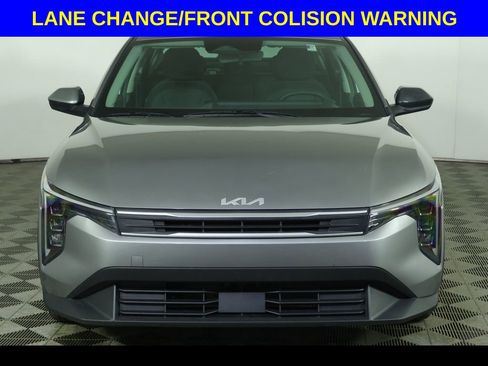 Used 2025 Kia K4 LXS image 7