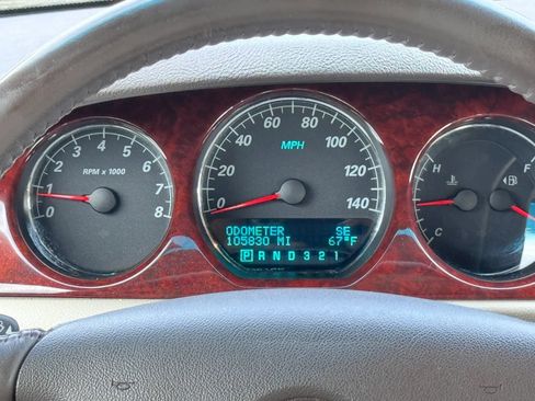 Used 2008 Buick Lucerne CXL w/ Chrome Appearance Package FWD image 5