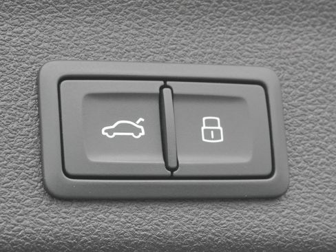 Used 2023 Audi A6 3.0T allroad Premium Plus image 36