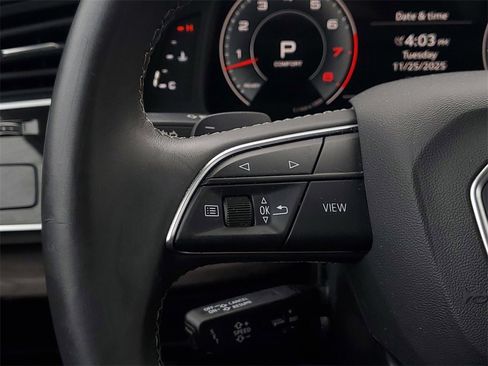 Used 2021 Audi Q8 Prestige w/ Prestige Package image 19