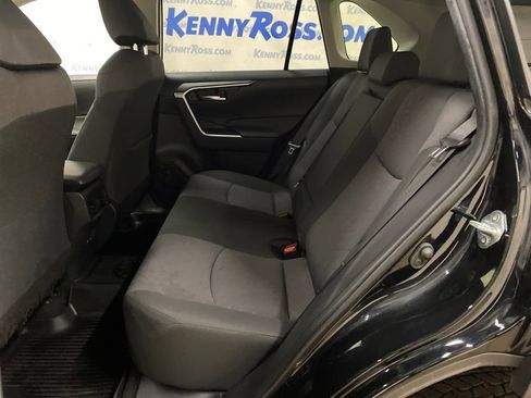 Used 2019 Toyota RAV4 XLE w/ Convenience Package AWD/4WD image 13