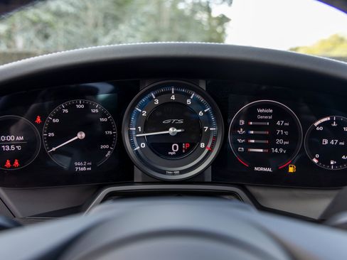 Certified 2024 Porsche 911 Carrera GTS image 37