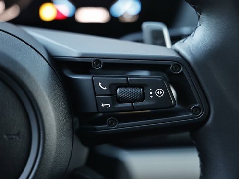 New 2026 Porsche Panamera 4 image 36