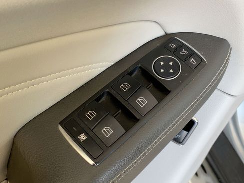 Used 2014 Mercedes-Benz ML 350 2WD image 10