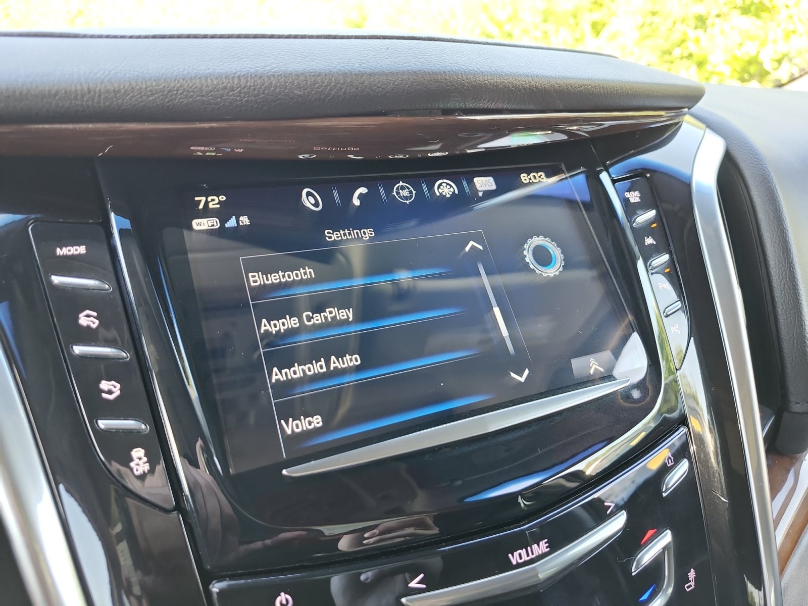 Used 2020 Cadillac Escalade Luxury AWD/4WD image 23