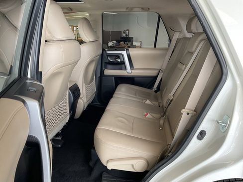 Used 2016 Toyota 4Runner Limited image 23