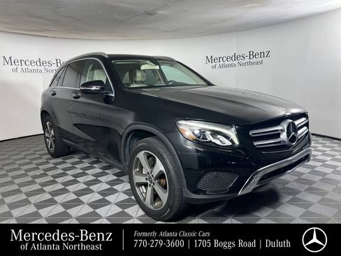 Used 2019 Mercedes-Benz GLC 300 image 1