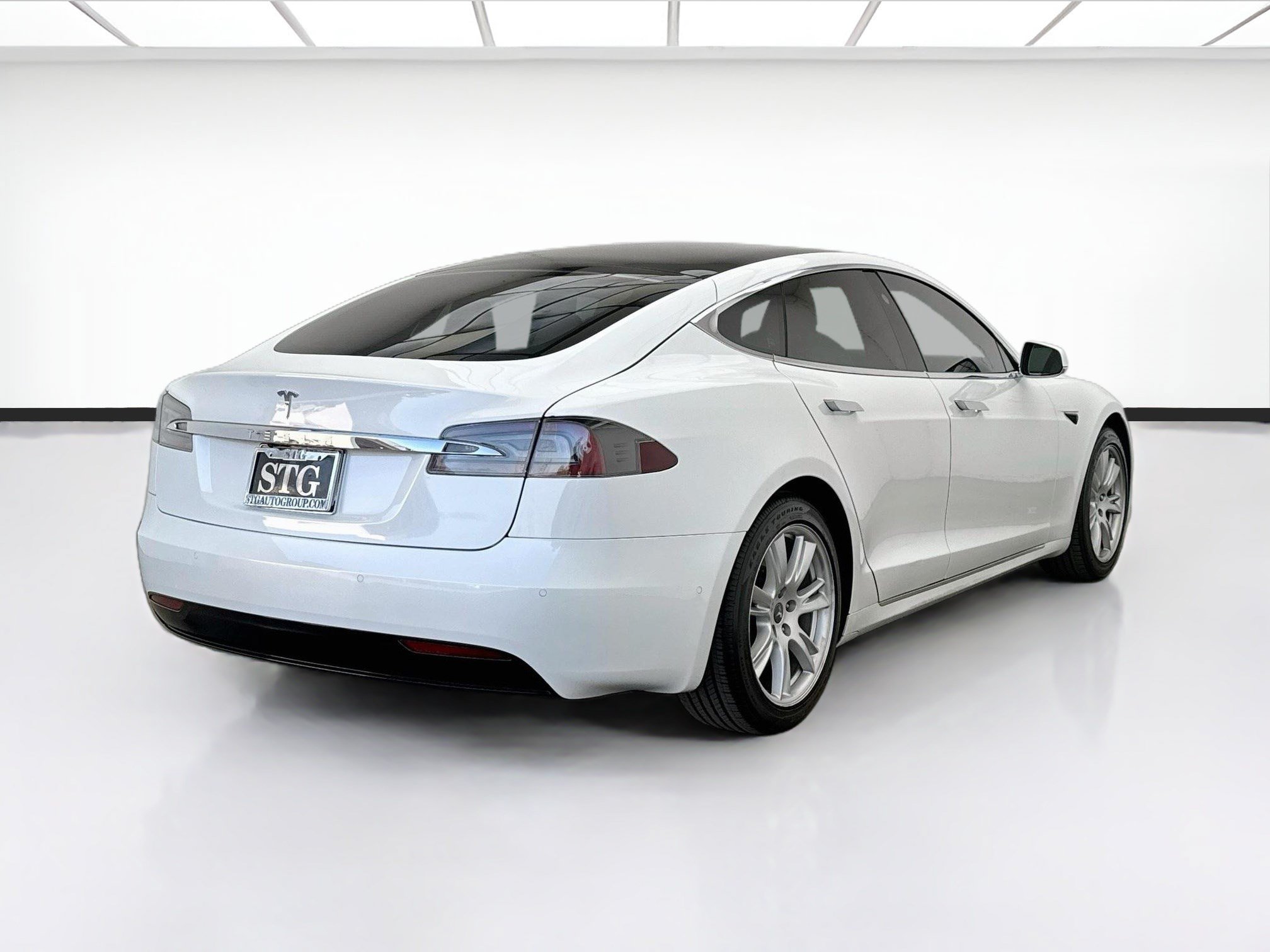 Used 2021 Tesla Model S Long Range Plus AWD/4WD image 4