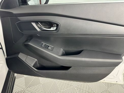 Used 2025 Honda Accord LX image 28