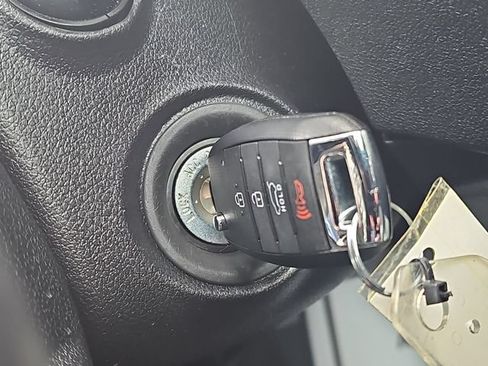 Used 2019 Kia Sorento AWD w/ LX Convenience Package image 19