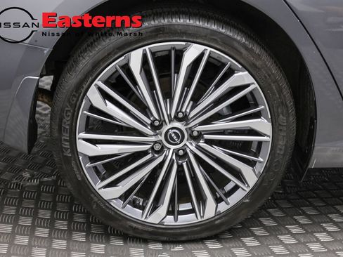 Used 2024 Nissan Altima 2.5 SL AWD/4WD image 29