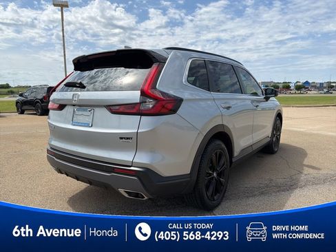 Used 2025 Honda CR-V Sport Touring image 5
