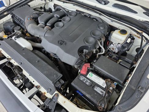 Used 2013 Toyota FJ Cruiser 4WD w/ Upgrade Pkg image 36