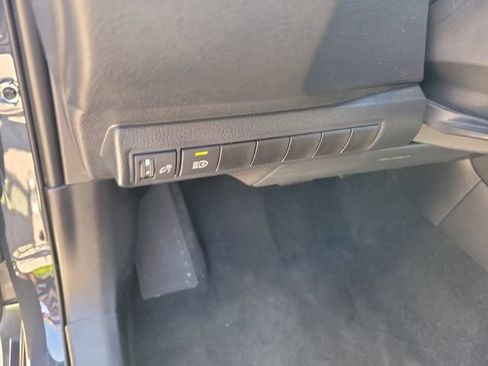 Used 2026 Toyota Corolla LE FWD image 19