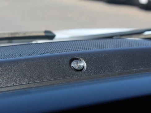 Used 2025 Ford F150 Lariat w/ Equipment Group 501A Mid image 37