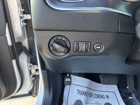 Used 2018 Dodge Charger R/T w/ Plus Group image 7