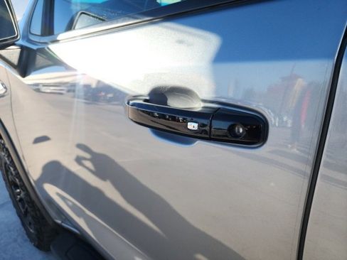 Used 2023 Chevrolet Silverado 1500 ZR2 w/ Technology Package image 15