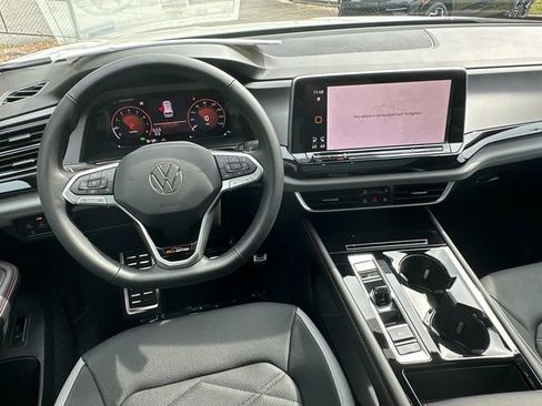 New 2026 Volkswagen Atlas Peak Edition AWD/4WD image 29