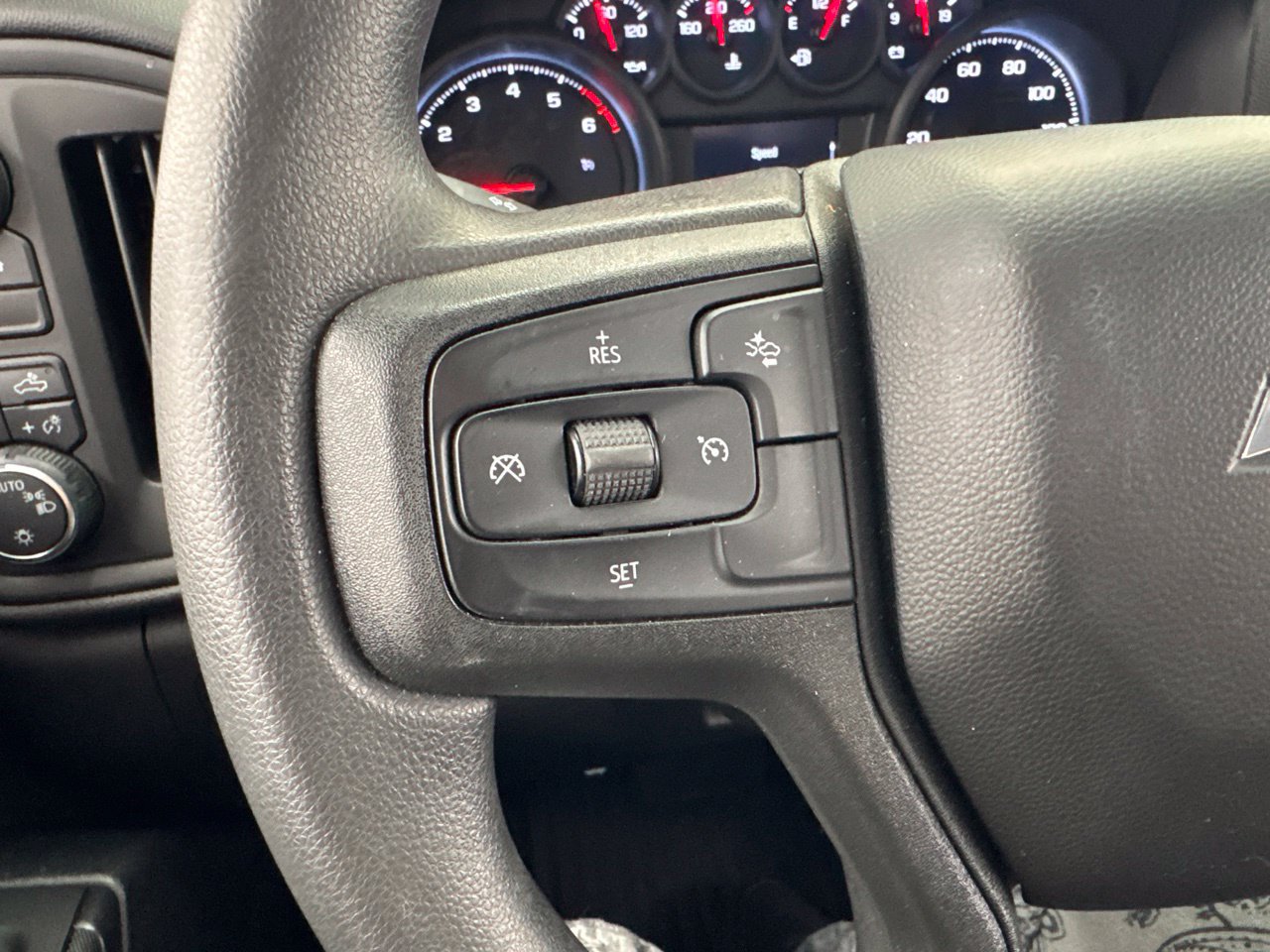 Used 2025 Chevrolet Silverado 2500 Custom w/ Custom Value Package AWD/4WD image 20