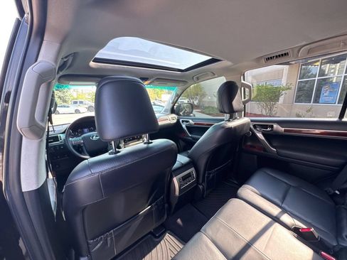 Used 2013 Lexus GX 460 Premium AWD/4WD image 23