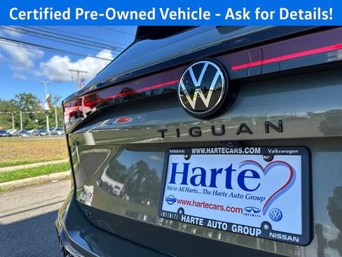 Used 2025 Volkswagen Tiguan SE R-Line AWD/4WD image 10