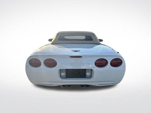 Used 2001 Chevrolet Corvette Convertible w/ Preferred Equipment Group2 RWD image 6